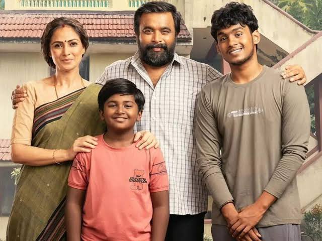 If you haven’t already seen this film then please do yourself a gentle favour and watch Tourist Family. The story and the performances are so beautiful. The kind of film that gives you life lessons in the most gentle way <a href="/Abishanjeevinth/">Abishan Jeevinth</a> #MSasikumar <a href="/SimranbaggaOffc/">Simran</a>