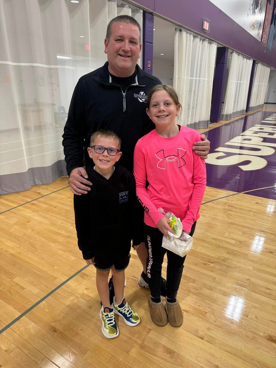 @SuperlarkVolleyball tweet media