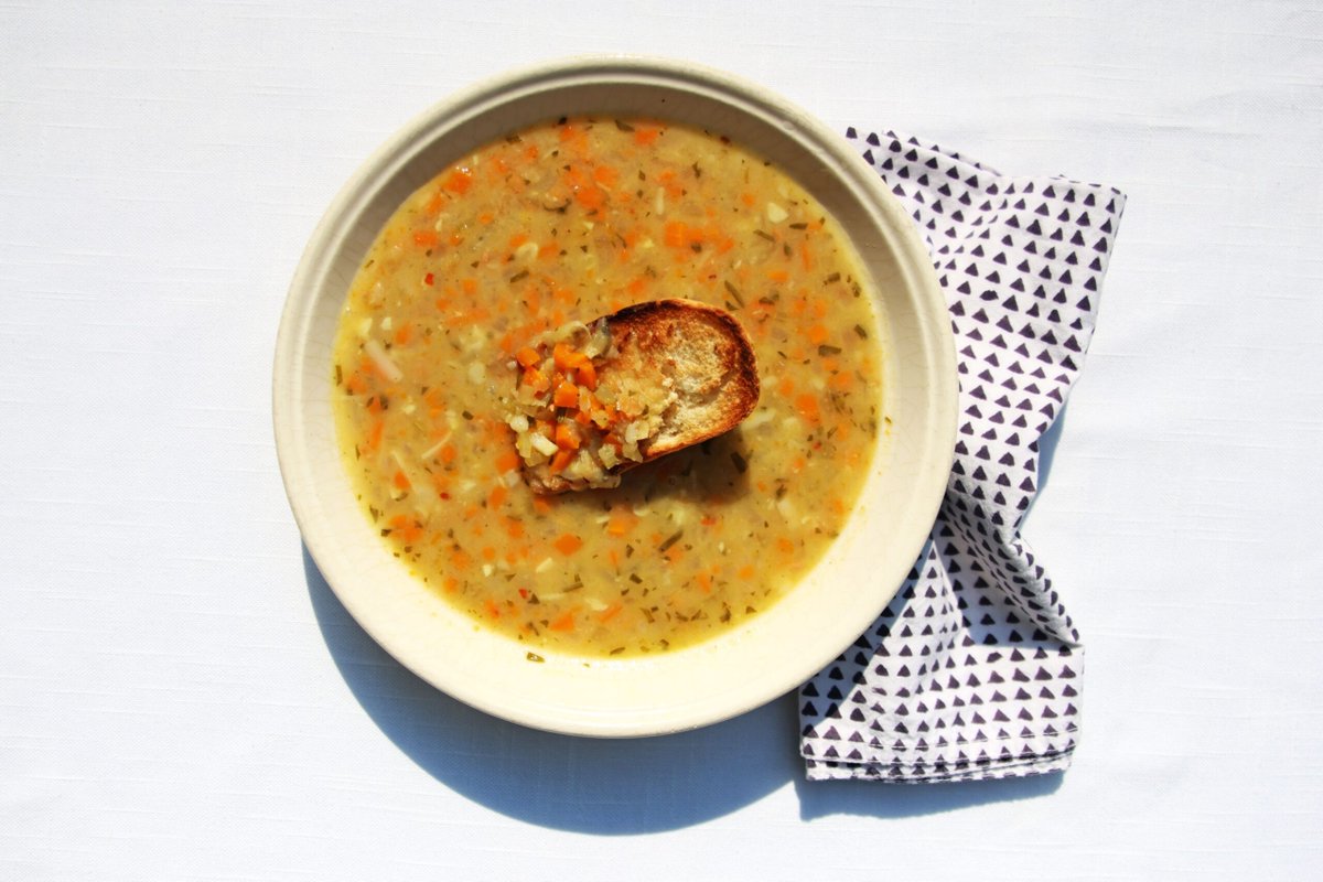 FoAorg's tweet image. Until the sun decides to come out in Connecticut, we'll be enjoying all our favorite vegan soup recipes 🙄🧑🍳
friendsofanimals.org/recipe/cynthia…