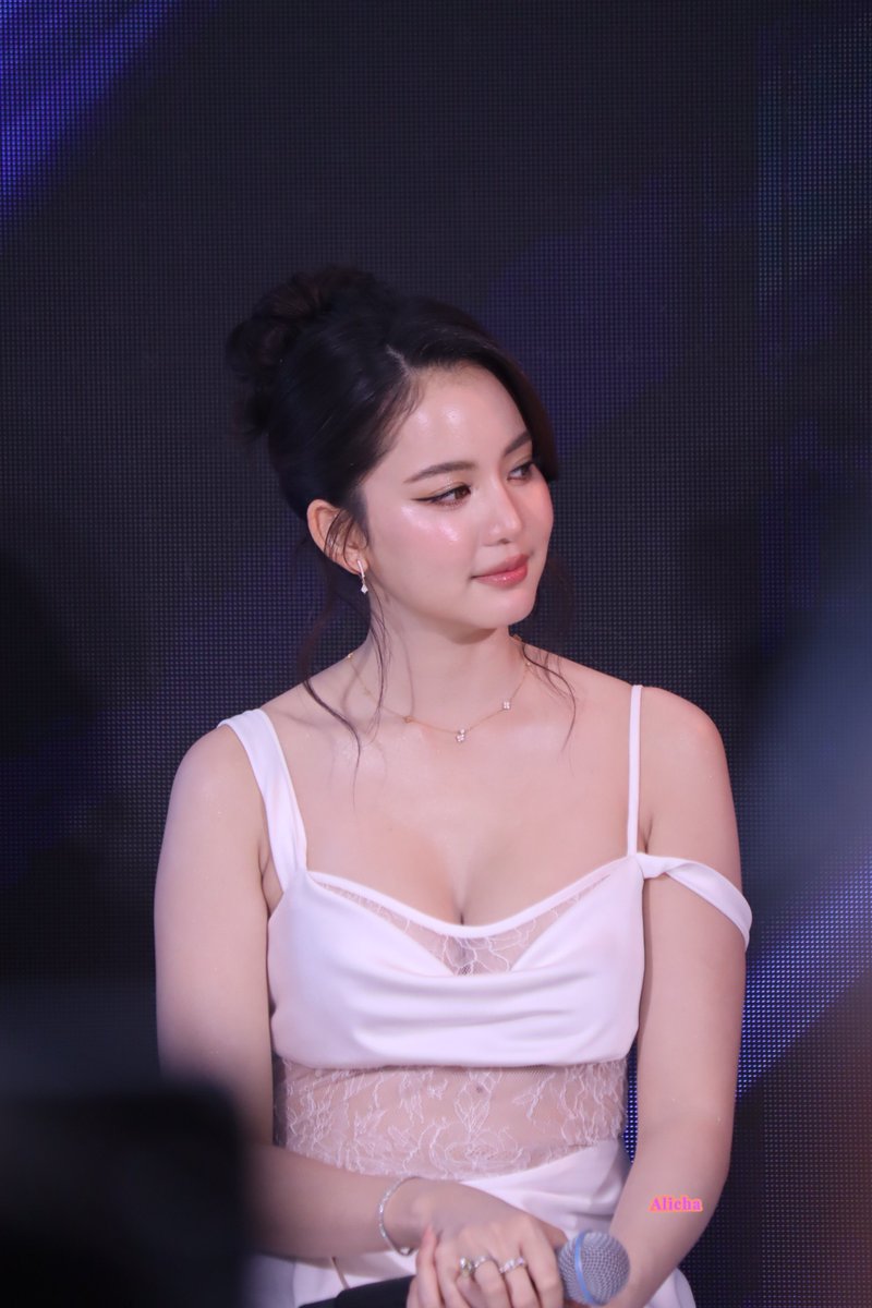 als_lk_y's tweet photo. สวย…สมมงพรีเซนเตอร์AM มากค่ะะะะ🥰🥰 #AMINTERHOSPITAL #AMGrandOpening2025 #Bow_Maylada #โบว์เมลดา https://t.co/lI6rd7UN7o
