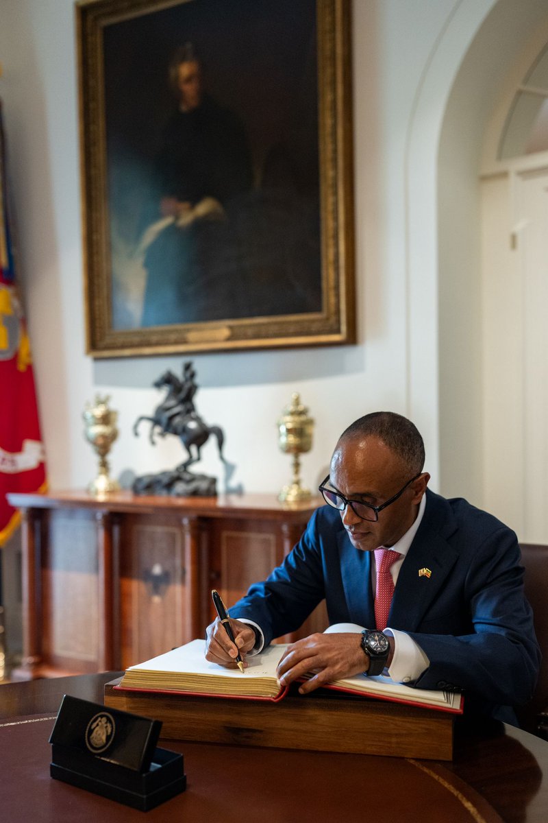 Ethiopian Embassy US (@ethembassyus) on Twitter photo H.E. Binalf Andualem, Ambassador Extraordinary and Plenipotentiary of Ethiopia to the United States, held his first meeting with President Donald J. Trump at the White House.  He received a formal diplomatic welcome, which reflects the longstanding relationship between Ethiopia H.E. Binalf Andualem, Ambassador Extraordinary and Plenipotentiary of Ethiopia to the United States, held his first meeting with President Donald J. Trump at the White House.  He received a formal diplomatic welcome, which reflects the longstanding relationship between Ethiopia