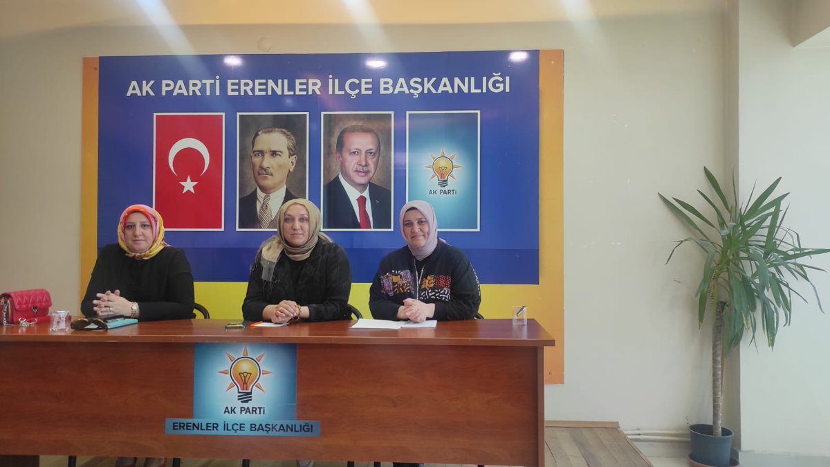 Erenlerkadn's tweet photo. Haftalık olağan yönetim kurulu toplantımızı ilçe kadın kolları başkanımız İlknur Armağan başkanlığında ilçe koordinatörümüzün Katılımıyla gerçekleştirilmiştir. https://t.co/ayKysiYQOK