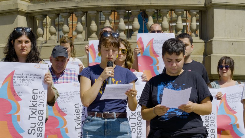 🤝 <a href="/EskubideenKarta/">EHko Eskubide Sozialen Karta</a>|k trantsizio ekosozial justu baten  alde indarrak bilduko ditu, urriaren 4an Gasteizen egingo den topaketan.

🌍 Eztabaidak, gerrak, krisi klimatikoa, migrazio politika arrazistak eta ultraeskuinaren gorakada ardatz izango ditu.

🔗 labur.eus/arouu1s6