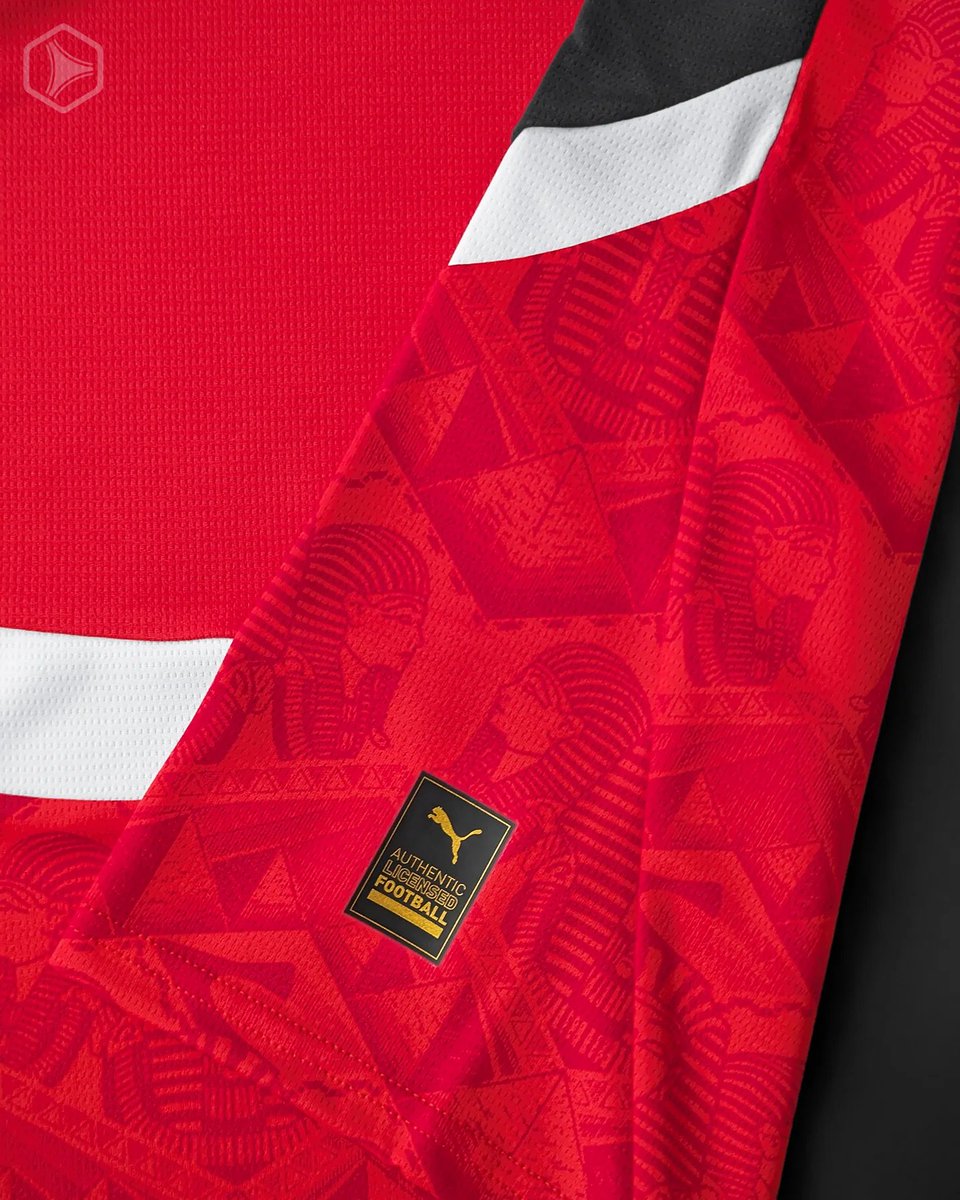 Marca de Gol (@marcadegol) on Twitter photo 🇪🇬👕 Egipto x <a href="/pumafootball/">PUMA Football</a> | Camiseta titular 25/26
Hermoso diseño con una trama que representa tres pilares del país: esfinges, pirámides y dunas. Para jugar un fútbol 5 o salir a tomar un café.
👉🏻 marcadegol.com/2025/06/review… 🇪🇬👕 Egipto x <a href="/pumafootball/">PUMA Football</a> | Camiseta titular 25/26
Hermoso diseño con una trama que representa tres pilares del país: esfinges, pirámides y dunas. Para jugar un fútbol 5 o salir a tomar un café.
👉🏻 marcadegol.com/2025/06/review…