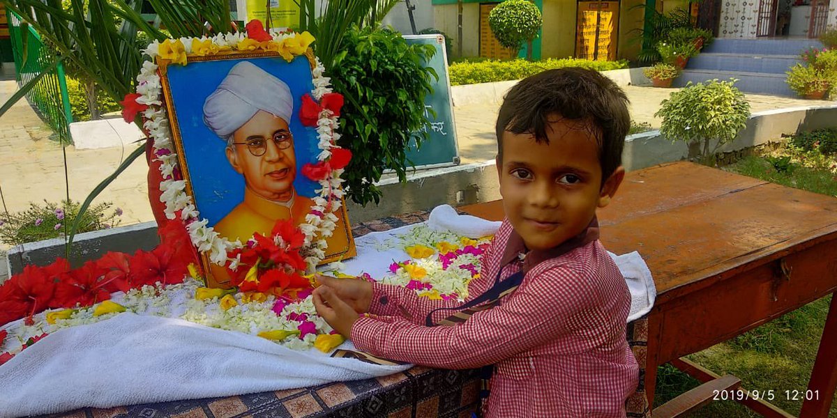 Sakshi Panday (@sakshi201997) on Twitter photo <a href="/SocialistLeadr/">Akhilesh Yadav (Son Of PDA)</a> ये है हमारी पुकार ,
बच्चों के चेहरे पर मुस्कान रहे, स्कूल उनके पास रहे।
विकास नहीं, विनाश है, स्कूल मर्जर बच्चों का नाश है !!
#SaveVillageSchools <a href="/SocialistLeadr/">Akhilesh Yadav (Son Of PDA)</a> ये है हमारी पुकार ,
बच्चों के चेहरे पर मुस्कान रहे, स्कूल उनके पास रहे।
विकास नहीं, विनाश है, स्कूल मर्जर बच्चों का नाश है !!
#SaveVillageSchools