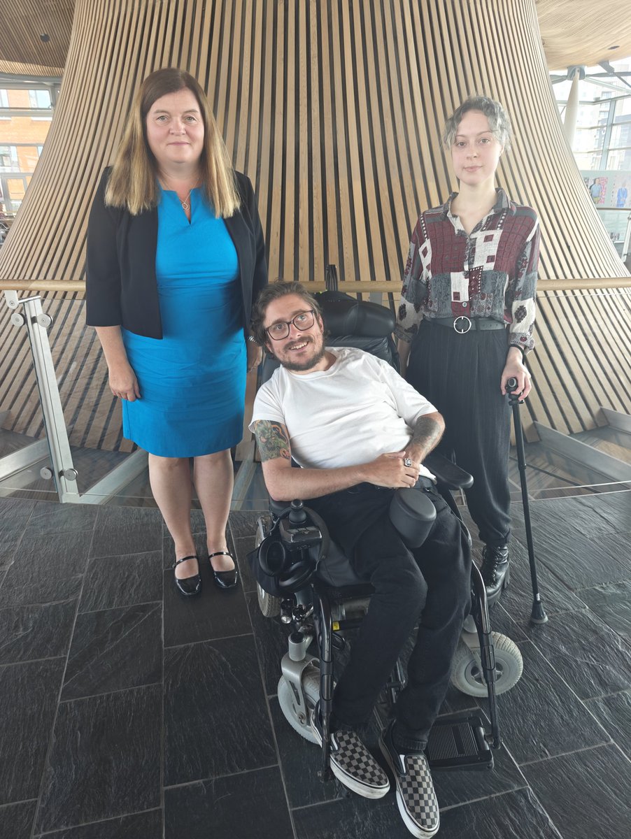 Dont Call Me Special (@dontcallmespec) on Twitter photo Met with Sioned Williams MS (<a href="/Plaid_Cymru/">Plaid Cymru 🏴</a>) to discuss #DisabilityBenefits cuts.
1.3 million face losing PIP & Access to Work.
Our Chair @JoshuaReevesBEM urged reform, lived experience leadership & <a href="/WelshGovernment/">Welsh Government</a> resistance.
#DisabilityRights Met with Sioned Williams MS (<a href="/Plaid_Cymru/">Plaid Cymru 🏴</a>) to discuss #DisabilityBenefits cuts.
1.3 million face losing PIP & Access to Work.
Our Chair @JoshuaReevesBEM urged reform, lived experience leadership & <a href="/WelshGovernment/">Welsh Government</a> resistance.
#DisabilityRights