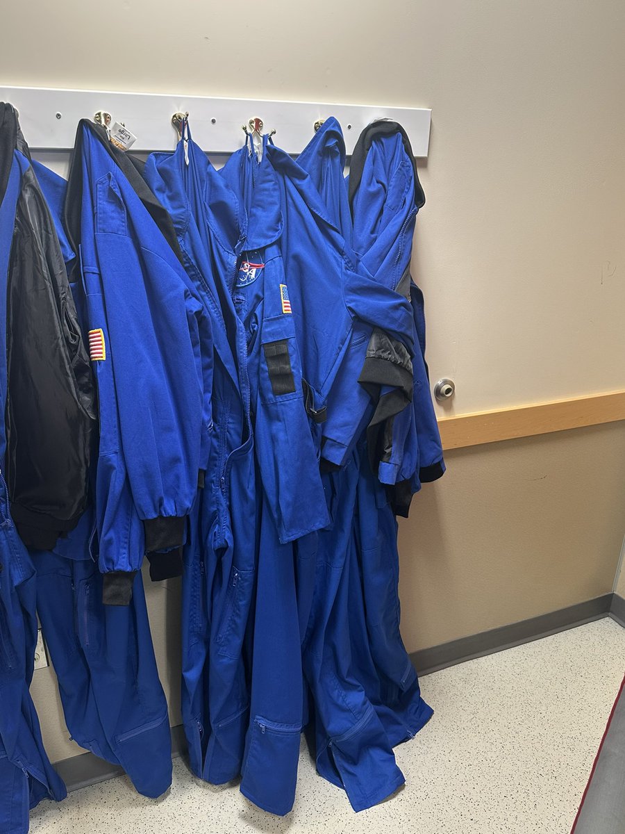allisonoconn's tweet image. Today I learned that @BrighamWomens has a mock of the international space station medic bay!!! (Complete with NASA jumpsuits) And that in space you do CPR against the wall!!