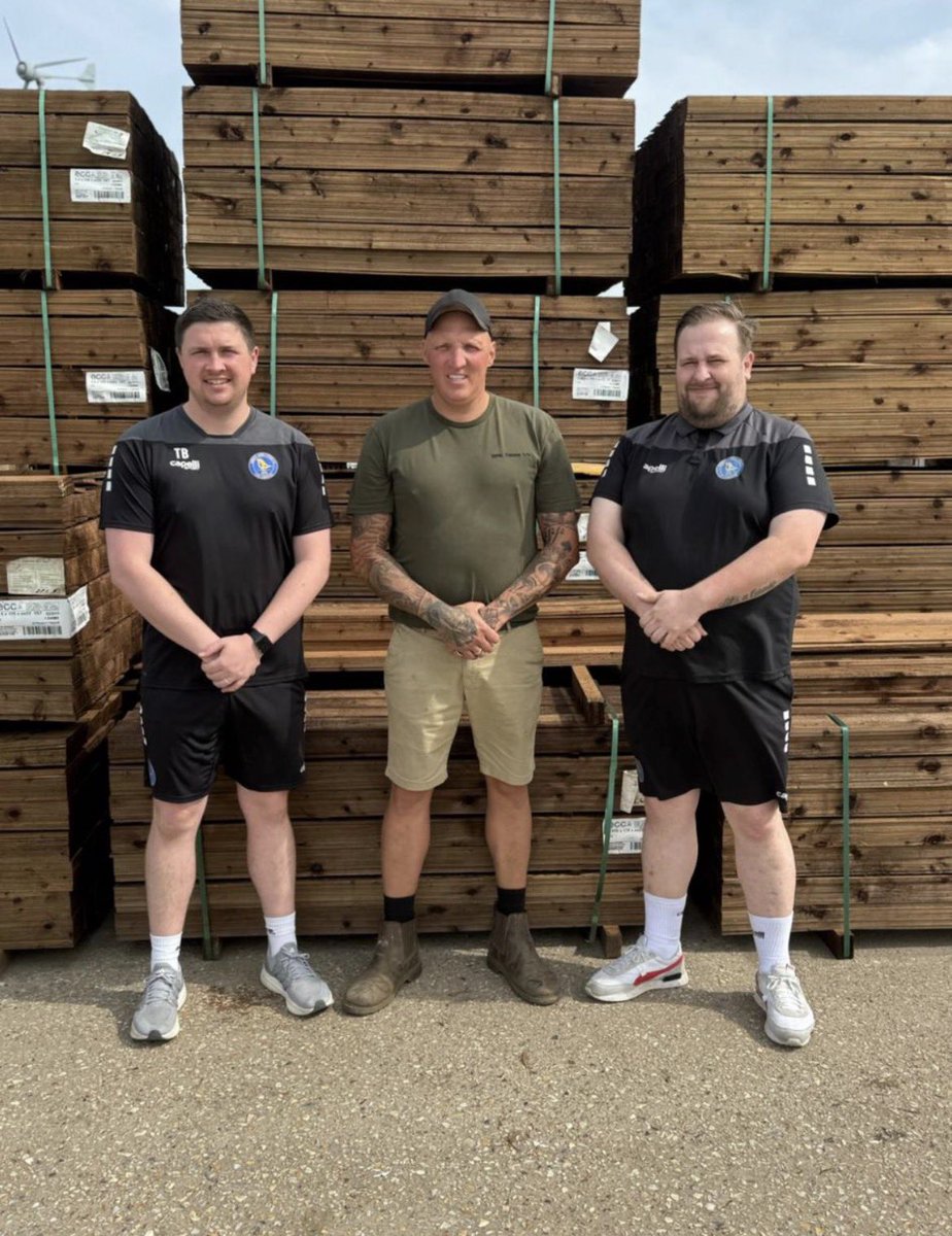 Thank you to Justin from DMG Timber for his continued support to the club during the off-season 🤝