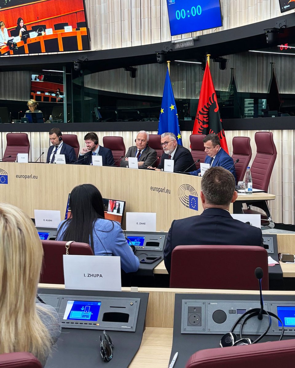 European Parliament Diplomacy tweet media