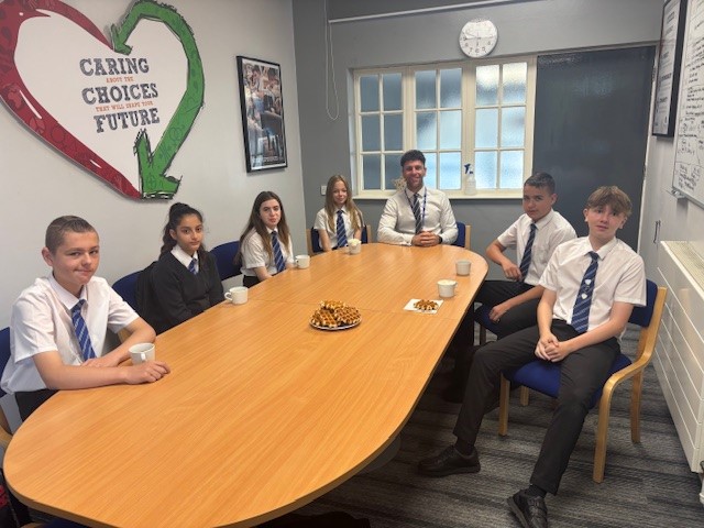 Hot chocolate with the Head today for a brilliant group of students who have achieved the most ‘best in lessons’ so far this half term. #bestversionofthemselves #celebratingsuccess