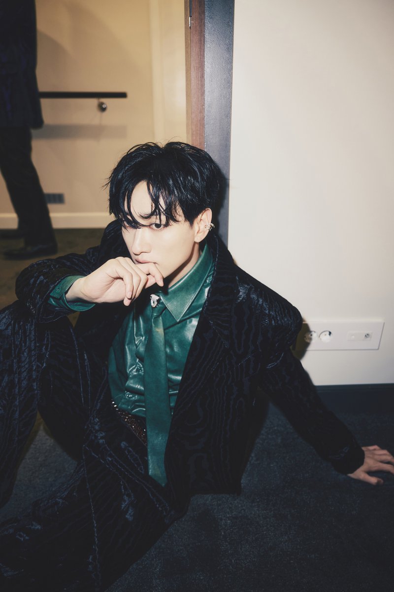 SJofficial's tweet photo. SUPER JUNIOR 슈퍼주니어 'Super Junior25' 
SUPER AWARDS: Hallway 2

SUPER JUNIOR 슈퍼주니어 The 12th Album 【Super Junior25】 
➫ 2025.07.08 6PM (KST)

💿Pre-order
https://t.co/nkH7nmBaJp

#슈퍼주니어 #SUPERJUNIOR
#은혁 #EUNHYUK
#시원 #SIWON
#SuperJunior25 https://t.co/Q3l1q3SxLq