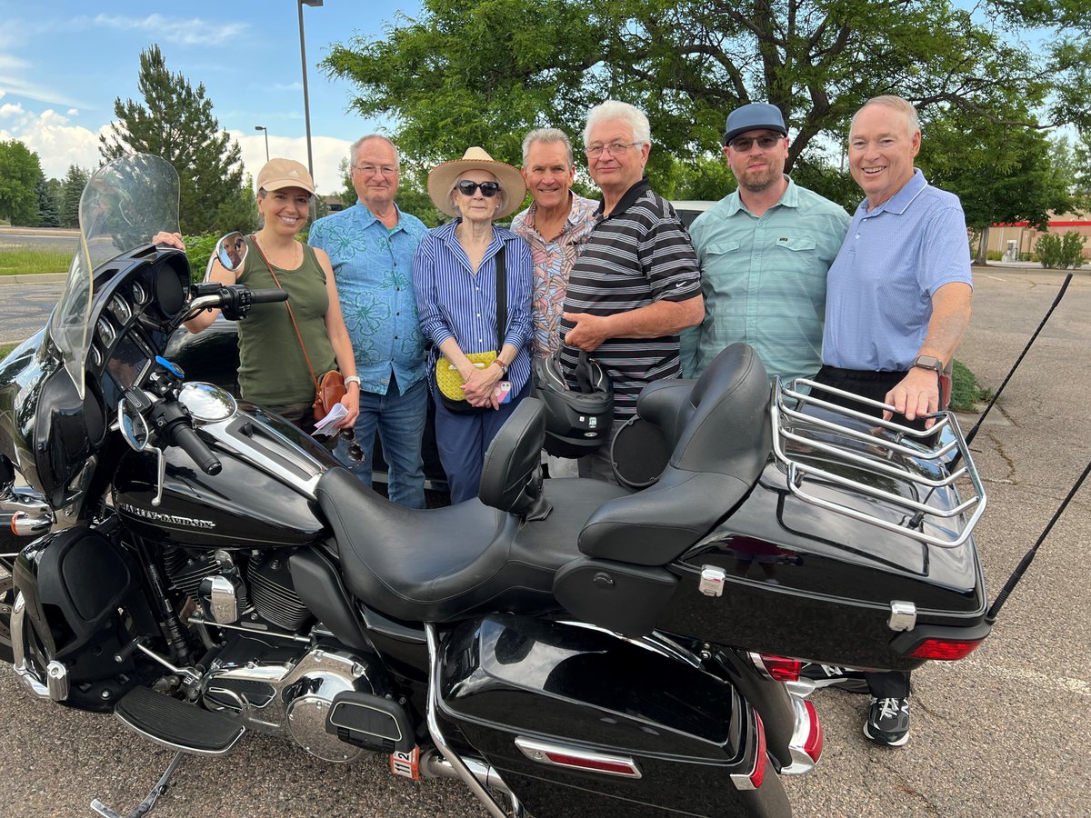 Jerry made it to Colorado, where he paid a visit to GIST Patient Advocates &amp; caregivers: Sarah Buch, Bob Buch, Lon Garber, Susy Clough, Grace Perrish &amp; Brian Neill, all hosted by LRG Board member &amp; GIST mentor John Abrams. #GISTride