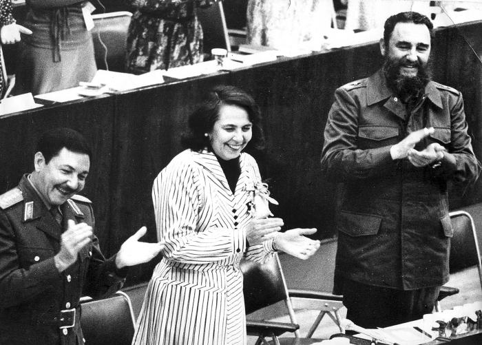 Manuel Marrero Cruz (@mmarrerocruz) on Twitter photo Hoy rendimos especial tributo a Vilma Espín, en el aniversario 18 de su partida física. Recordamos a la estratega de la lucha clandestina, guerrillera audaz, esposa, madre, fundadora de la <a href="/FMC_Cuba/">FMC de Cuba</a>, defensora de la igualdad y la justicia, paradigma de las #MujeresEnRevolución. Hoy rendimos especial tributo a Vilma Espín, en el aniversario 18 de su partida física. Recordamos a la estratega de la lucha clandestina, guerrillera audaz, esposa, madre, fundadora de la <a href="/FMC_Cuba/">FMC de Cuba</a>, defensora de la igualdad y la justicia, paradigma de las #MujeresEnRevolución.