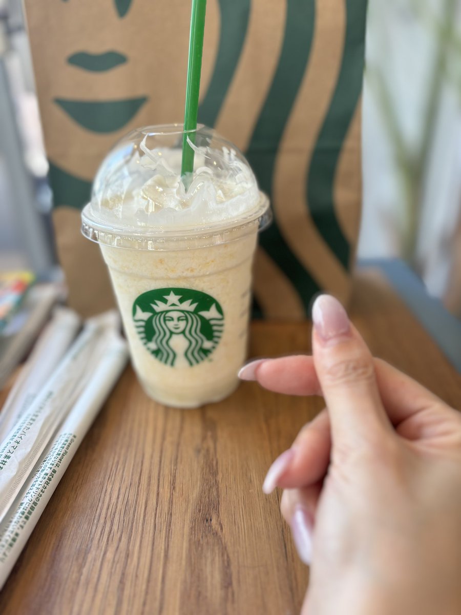 JULIA.off (@julia2_off) on Twitter photo スタバチケット使わせてもらいました🥤
ありがとう😊 スタバチケット使わせてもらいました🥤
ありがとう😊