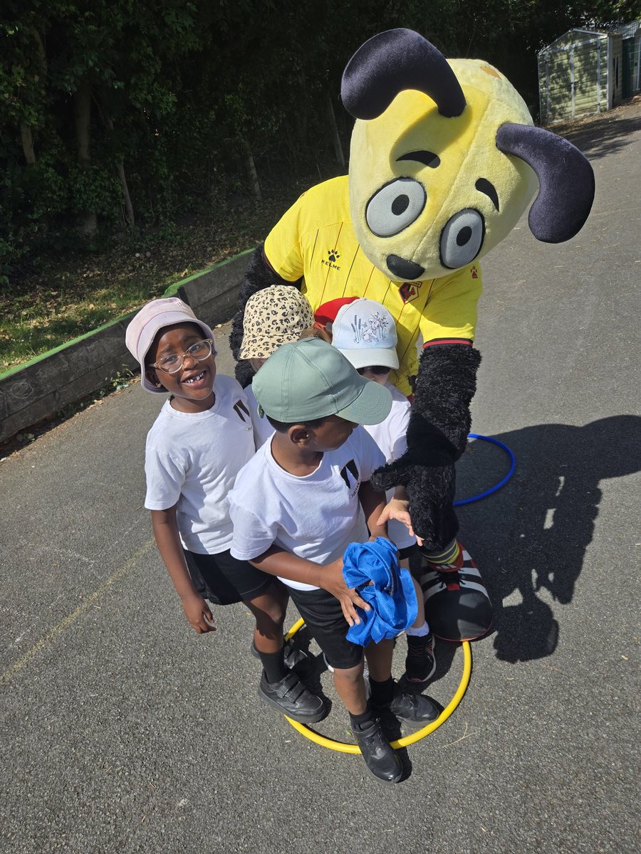 St Dominic (@scosdominic) on Twitter photo Team building games in our PSHE sessions today! Harry joined in, too! <a href="/WFCTrust/">Watford FC CSE Trust</a> <a href="/PLCommunities/">Premier League Communities</a> #StCathsPSHE #StCathsPE Team building games in our PSHE sessions today! Harry joined in, too! <a href="/WFCTrust/">Watford FC CSE Trust</a> <a href="/PLCommunities/">Premier League Communities</a> #StCathsPSHE #StCathsPE
