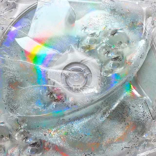 【予約開始】(SIC)BOY, KM / CHAOS TAPE

*予約受付中!!こちらの商品は10/25発売予定です。

「(sic)boyのファーストアルバム『CHAOS TAPE』がリリース５周年を記念してアナログレコードでフィジカルリリース。」

stereo-records.com/detail.php?ite…