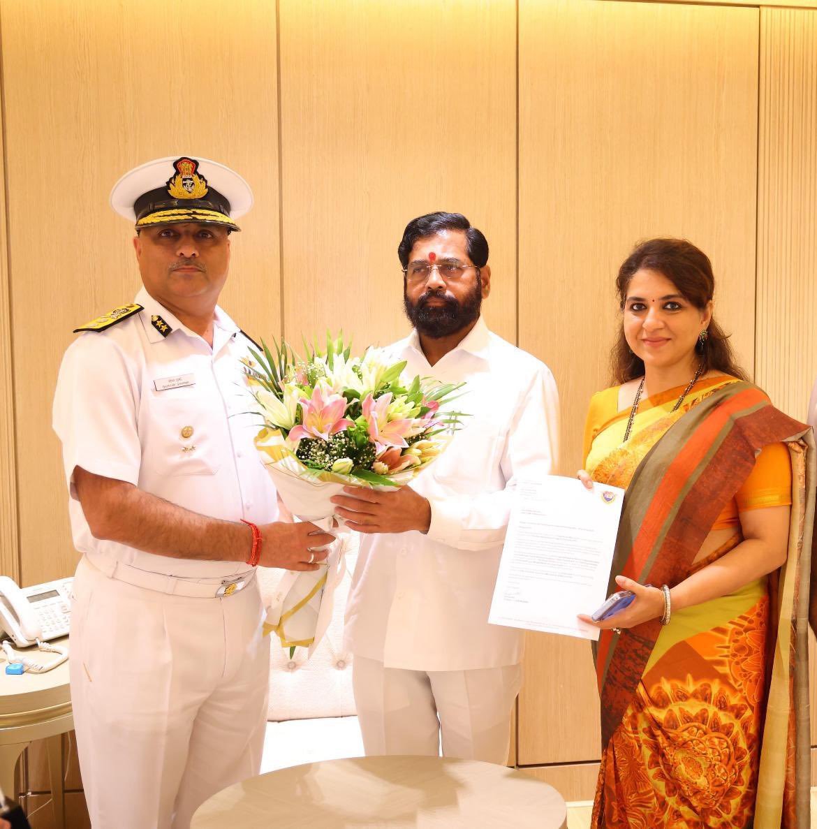 Shaina Chudasama Munot (@shainanc) on Twitter photo We feel protected by our men in white , thank you IG Bhisham Sharma ji . We collectively invited our hon Deputy CM <a href="/mieknathshinde/">Eknath Shinde - рдПрдХрдирд╛рде рд╢рд┐рдВрджреЗ</a> ji , invited him as chief guest for international yoga day on marine drive 21 st June at 7 am pls do join all Mumbaikars ЁЯЩПЁЯЩП<a href="/IndiaCoastGuard/">Indian Coast Guard</a> We feel protected by our men in white , thank you IG Bhisham Sharma ji . We collectively invited our hon Deputy CM <a href="/mieknathshinde/">Eknath Shinde - рдПрдХрдирд╛рде рд╢рд┐рдВрджреЗ</a> ji , invited him as chief guest for international yoga day on marine drive 21 st June at 7 am pls do join all Mumbaikars ЁЯЩПЁЯЩП<a href="/IndiaCoastGuard/">Indian Coast Guard</a>
