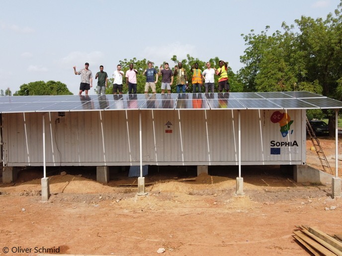 Renewable energy solution for better healthcare in Africa. 🌍☀️

The EU-funded <a href="/SophiA4Africa/">SophiA</a> project is working on delivering: 
✔️ clean energy 
✔️ refrigeration  
✔️ tailored water solutions for remote African healthcare settings 

Learn more! ➡️ europa.eu/!MWTwDN