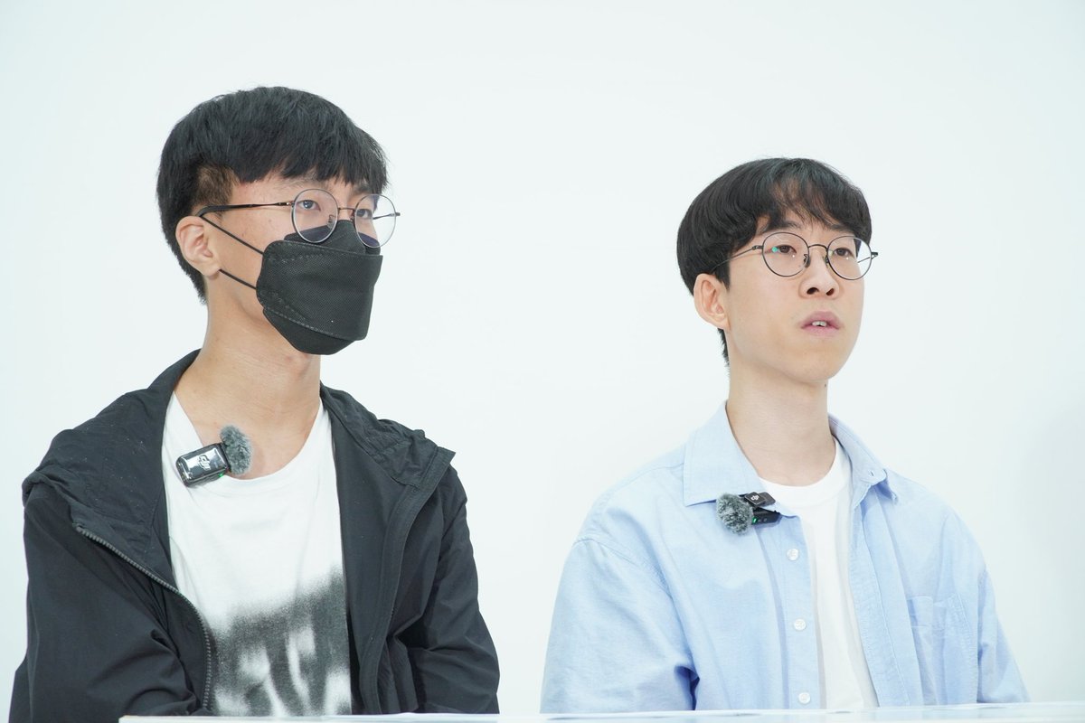 team_fonc's tweet photo. #EternalReturn #이터널리턴 #FONC #AlwaysAFFIRMATION #YangjuWhales

안녕하세요, 플레이어 여러분! FONC입니다.

이번 6월, 플레이어분들께 처음으로 선보일 새 파일럿 컨텐츠! 곧 공개 될 예정입니다🔥

첫 번째 게스트로 양주 웨일즈(@Yangju_Whale)와 에퍼메이션(@AFRMgg) 선수분들이 함께해주셨으며

빠른 시일 내에 컨텐츠 상세 정보도 공개할 예정이니 많은 기대 부탁드립니다!

Coming soon 😎