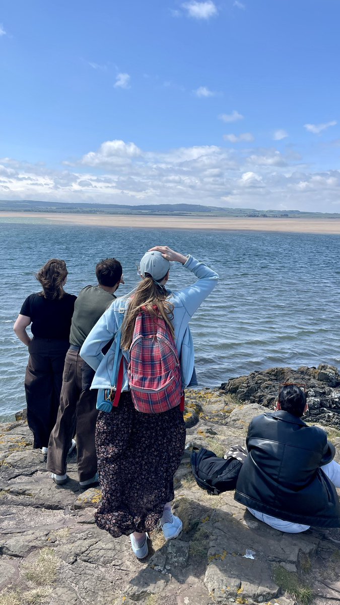 CuthsSociety's tweet image. A huge thank you to all the students who joined us for today’s successful annual trip to Lindisfarne as part of our Evergreen Programme!
We hope you had an amazing time exploring the outdoors and soaking up the sunshine 🌞
#CuthsEvergreen #StCuthbertsSociety