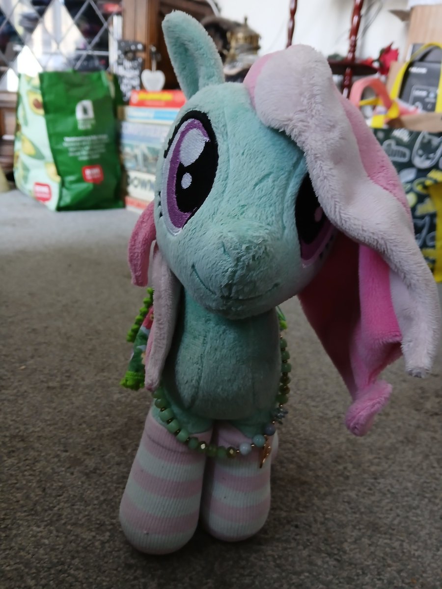 Come visit MintysWorkshop on Ebay she has many classic items for sale 
ebay.us/m/3HkH8s