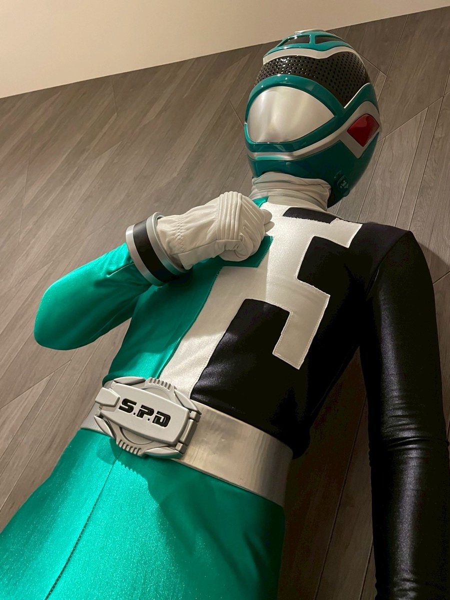 ヒーロースーツ着させてもらった
photo by <a href="/Ruki029629/">るき🐋</a>