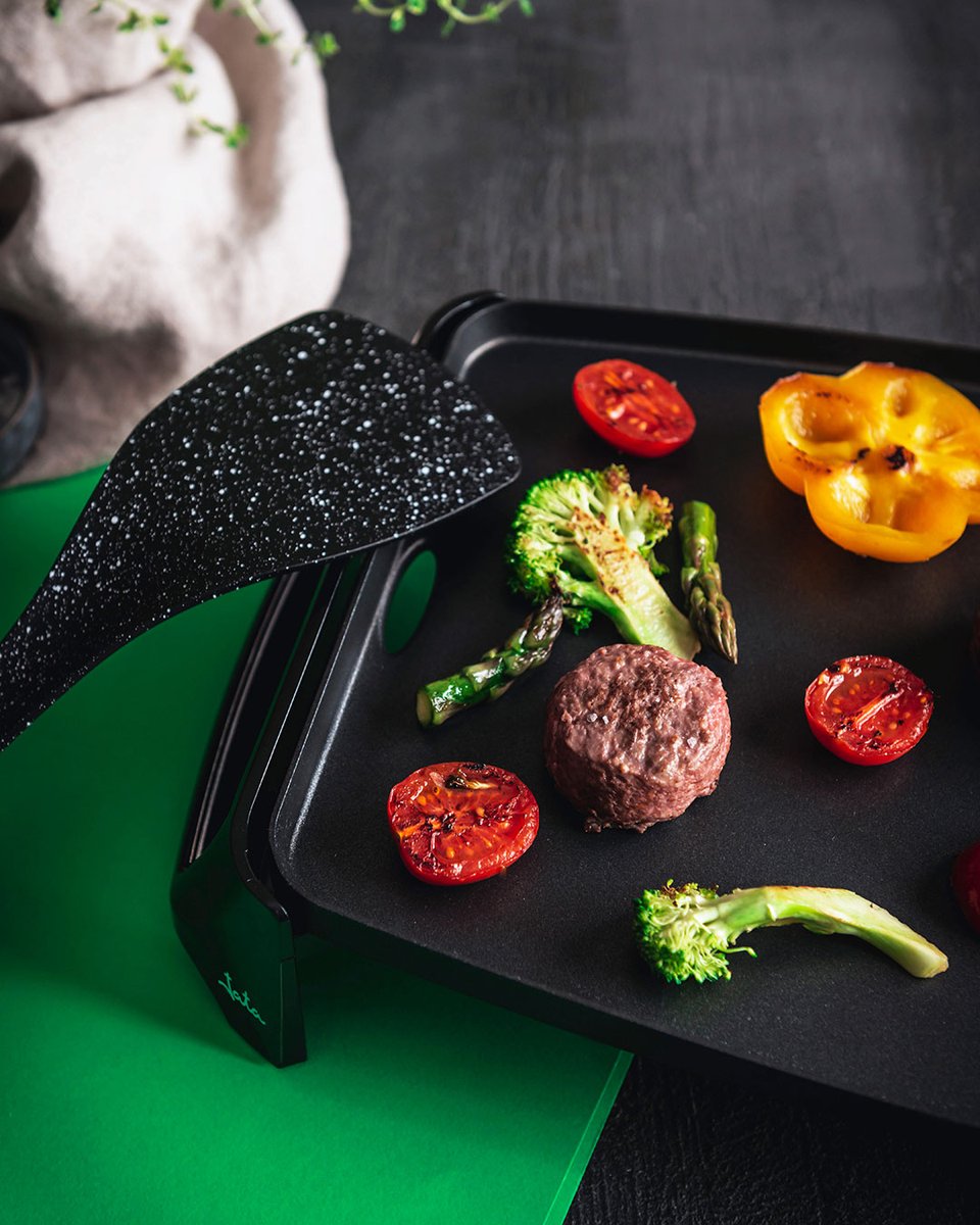 🔥 ¿VENTILADORES? 😂Lo más 🔝para #verano son las planchas de asar

😎Porque aunque no te quitan la calor, te dan raticos maravillosos para compartir 🍻🍔🌿 

👌🏻 Plancha de asar JATA – Ref. GR195
⚠💥EN OFERTA 💥 38€ PVP aprox.💥⚠

¡Descúbrelas todas!▶bit.ly/PLANCHAS-ASAR