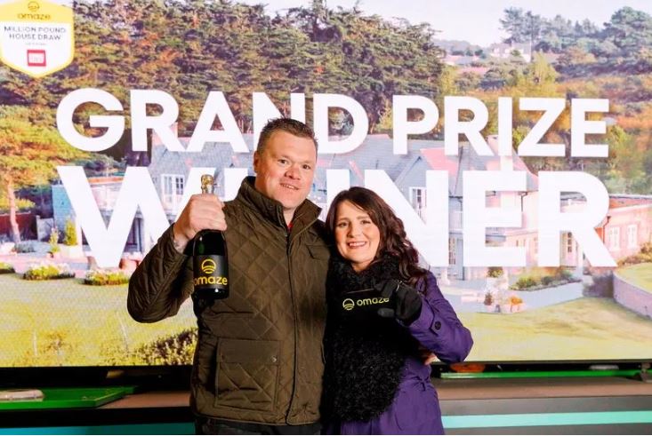 An Omaze dream house winner and former Miss Wales finalist still hasn't had the keys to her £6m property - crnch.it/L8qXgqxS