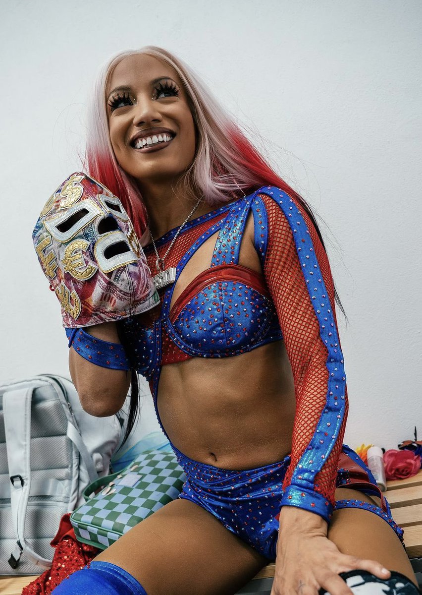 #AEWGrandSlamMexico FOLLOW TRAIN! 🚨

-Follow me I follow back
-RT
-Reply with a GIF of your favourite wrestler 
-Like and follow everyone who does this

#Sportcoin #AEWDynamite