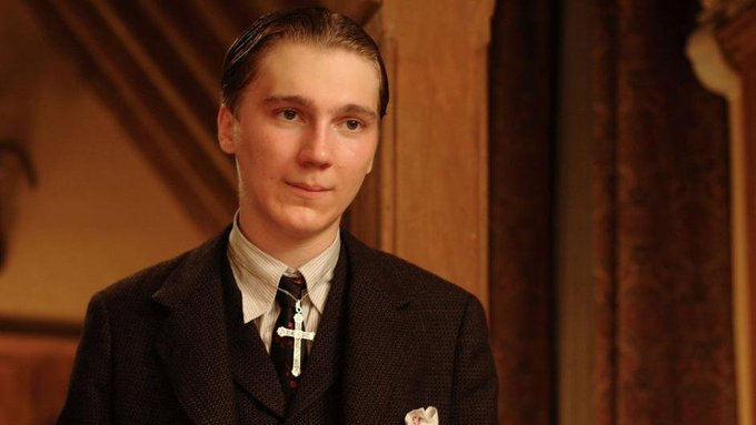 Gibboanxious's tweet photo. #HappyBirthday to Paul Dano (41)
his top 10 movies are:

10. The Fabelmans
9. Love &amp; Mercy
8. Where the Wild Things Are
7. Dumb Money
6. The Batman
5. Looper
4. Ruby Sparks
3. Prisoners
2. Little Miss Sunshine
1. There Will Be Blood
#EliSunday #BrianWilson https://t.co/SW8lwozUQd
