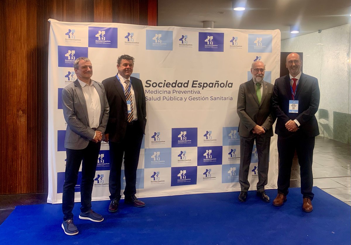 El consejero <a href="/FdoDominguezC/">Fernando Dominguez C</a> ha participado en la inauguración del congreso de la  <a href="/SEMPSPH/">SEMPSPGS</a>

"Apostar por la prevención es apostar por un modelo sostenible. Cada euro invertido en prevención es una inversión que retorna en salud y en calidad de vida"