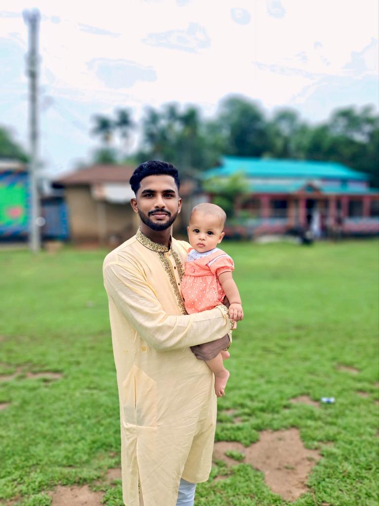 _md_s_u_m_o_n__'s tweet image. চাচা ভাতিজি