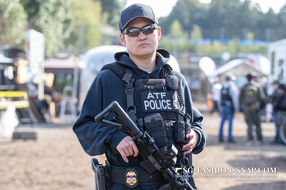 SGFASHIONSNAP's tweet image. 千葉県 東京サバゲーパーク で開催された"PEACE COMBAT GAMES"で撮影させていただいた 湯たこまち社長さん。掲載ページはこちら ⇒ sg-fashion-snap.com/archives/38867