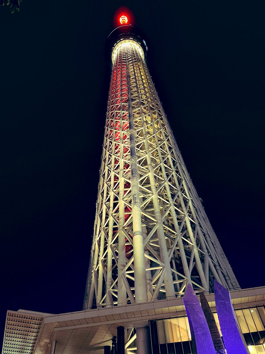 RazuoBoo's tweet photo. ここからおハイソおシャンティーな街へ移動 https://t.co/9GdUS7oVLw