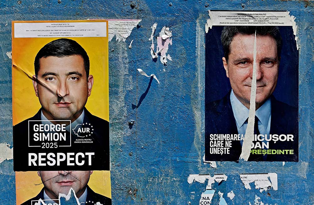 Entrevista: “La sociedad rumana está muy quemada”

En las recientes elecciones en Rumanía, el candidato ultra impulsó la LGTBIfobia, el antisemitismo... pero el ganador neoliberal no ofrece ninguna solución para la gente trabajadora.

marx21.net/2025/06/17/ent…