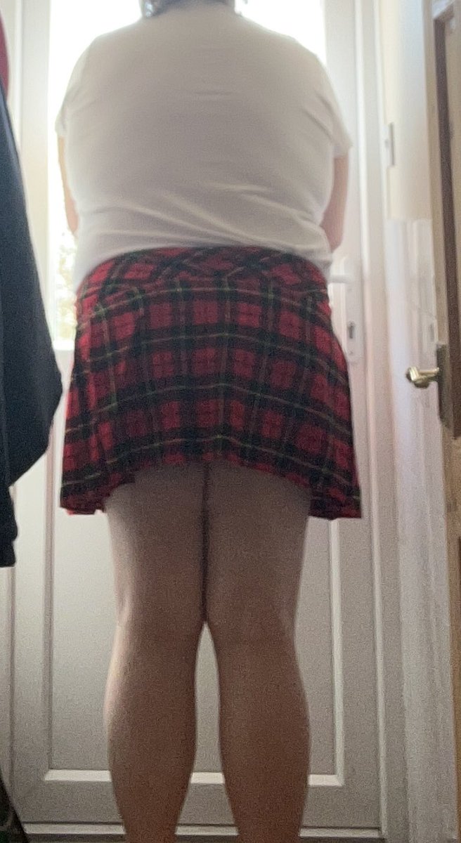 kinky_slutsarah's tweet photo. New school skirt for @TheMccane arrived I think it’s perfect for hot summer days like today. I’m sure @MistressMcCane and @MissKittyKane would approve. I mean it covers my knickers so it’s all good https://t.co/uUA5vd3tPr
