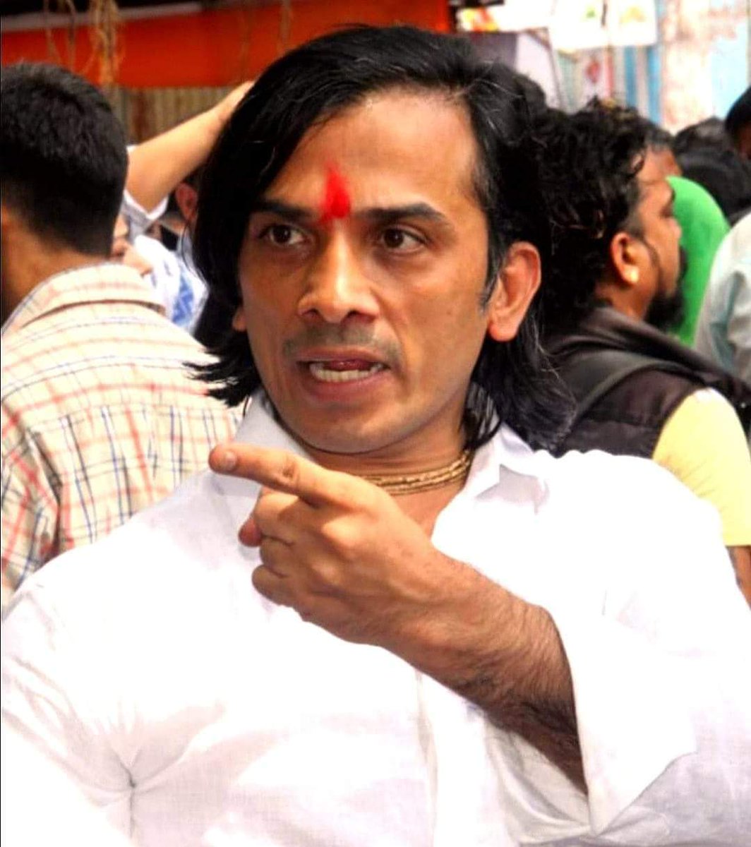 फडणवीसांनी शेवटी ‘मराठी’च्या पाठीत वार केलाच!

महाराष्ट्रावर ‘हिंदीसक्ती’ करणाऱ्या महायुती सरकारला वठणीवर आणावंच लागेल. आम्ही  महाराष्ट्र सैनिक तांडव करु बघाच तुम्ही  
- तुलसी जोशी पालघर <a href="/abpmajhatv/">ABP माझा</a> <a href="/Dev_Fadnavis/">Devendra Fadnavis</a> <a href="/RajThackeray/">Raj Thackeray</a>