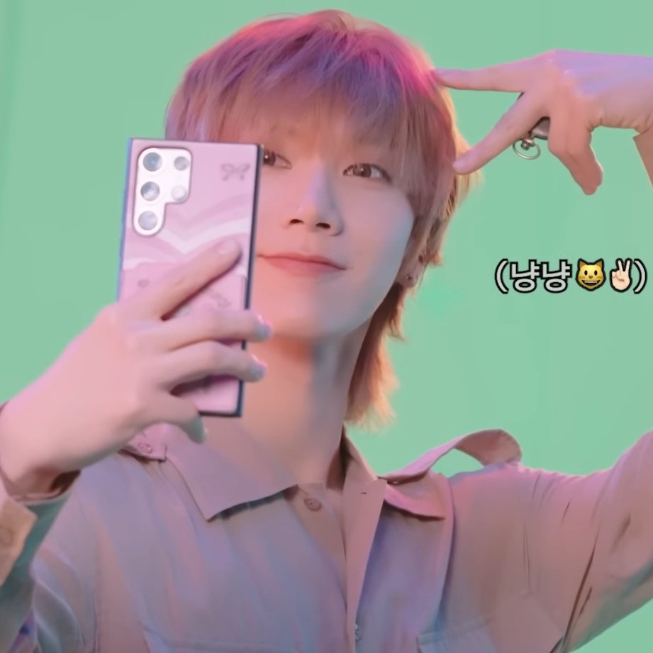 𖹭¹⁴²⁷ tweet media