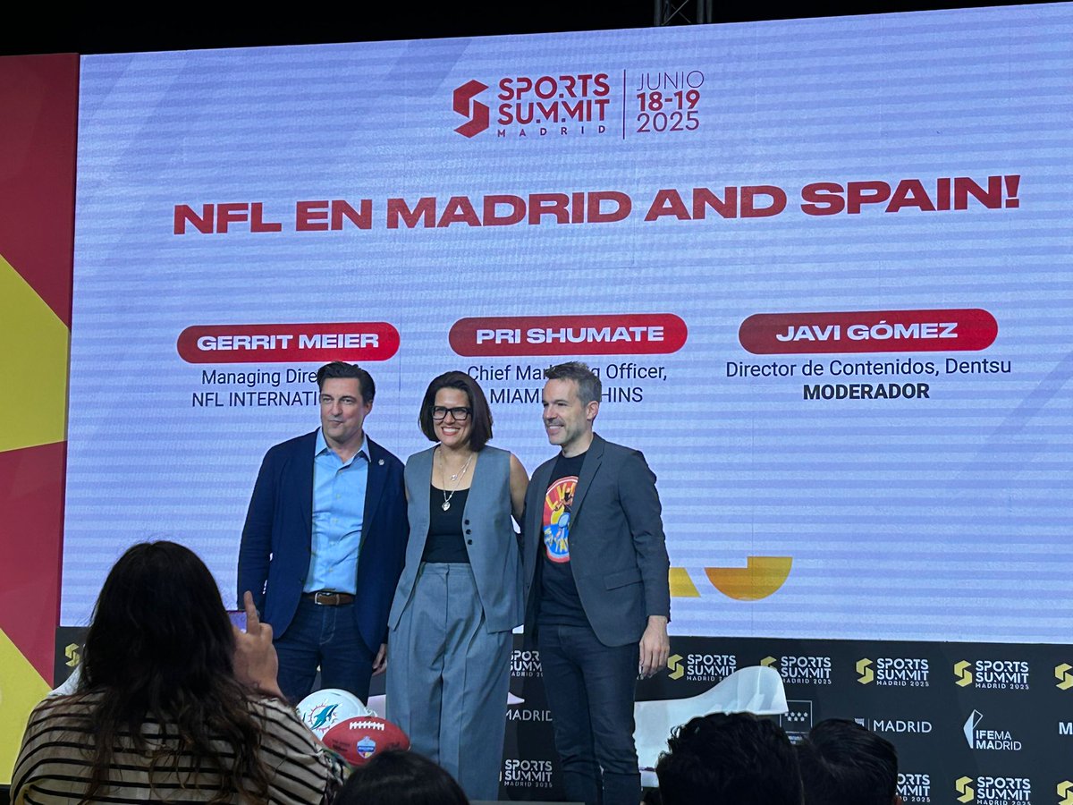 Estamos en el <a href="/IFEMA/">IFEMA MADRID</a> muy pendientes de todo lo que suceda en el <a href="/SportsSummitMad/">Sports Summit Madrid</a> donde hoy asistimos a la ponencia de Gerrit Meier <a href="/gerritmeier/">Gerrit Meier</a> (Managing Director de <a href="/NFL/">NFL</a>) y Pri Shumate (Directora de Marketing de <a href="/Dolphins_ESP/">Miami Dolphins España</a>) con <a href="/javigomezTV/">Javi Gómez</a> como maestro de ceremonia.