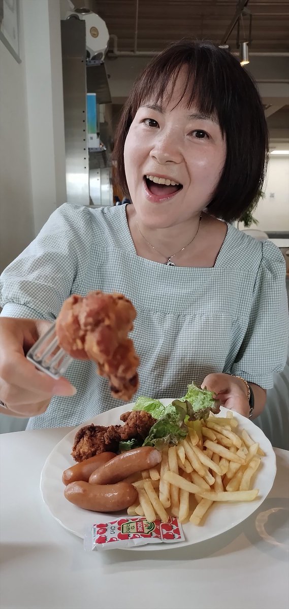 はい。あーん。

撮影　ウォンさん