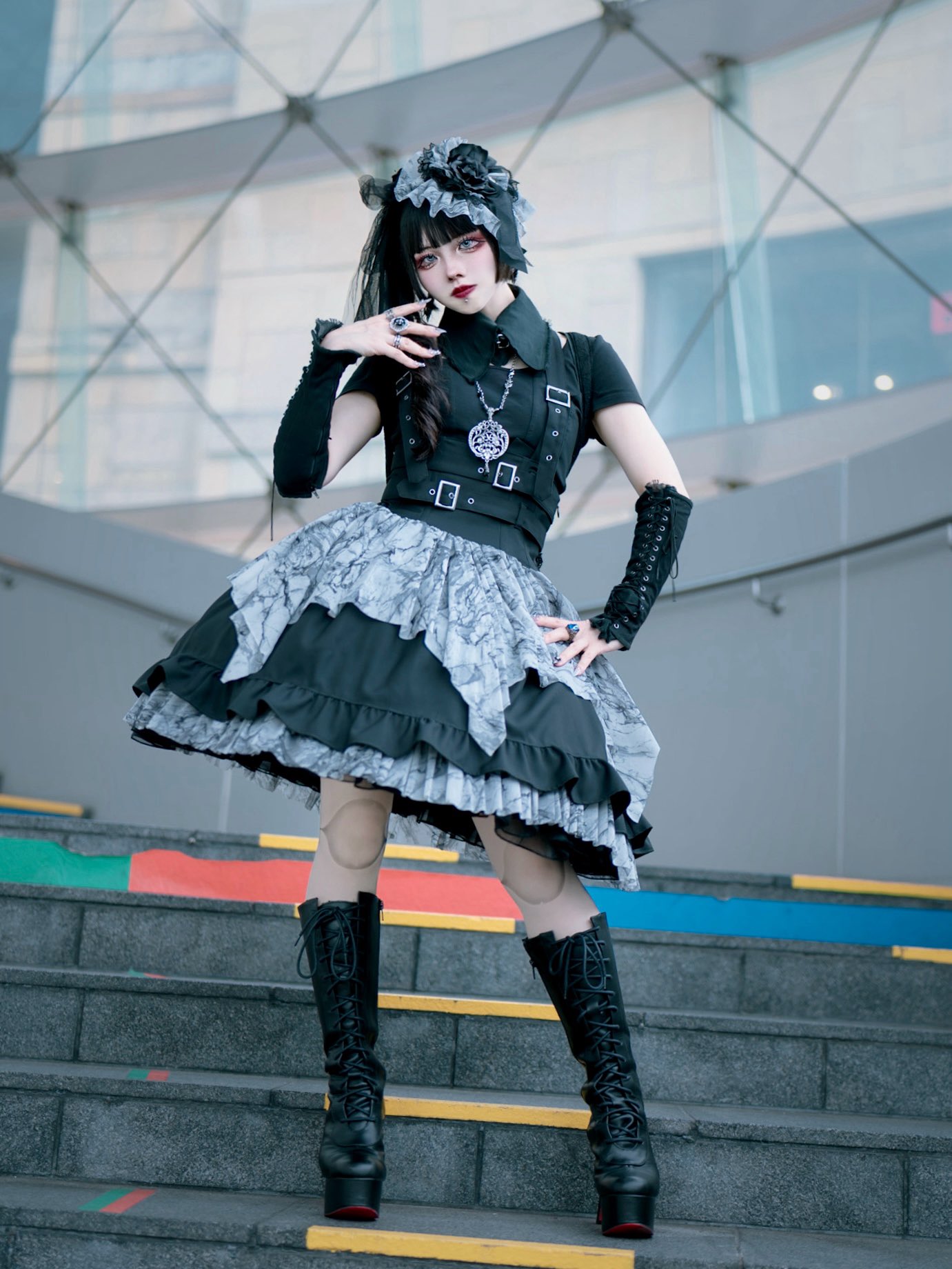 アームコルセット黒 Arm Corset [Black] | massaging capsule
