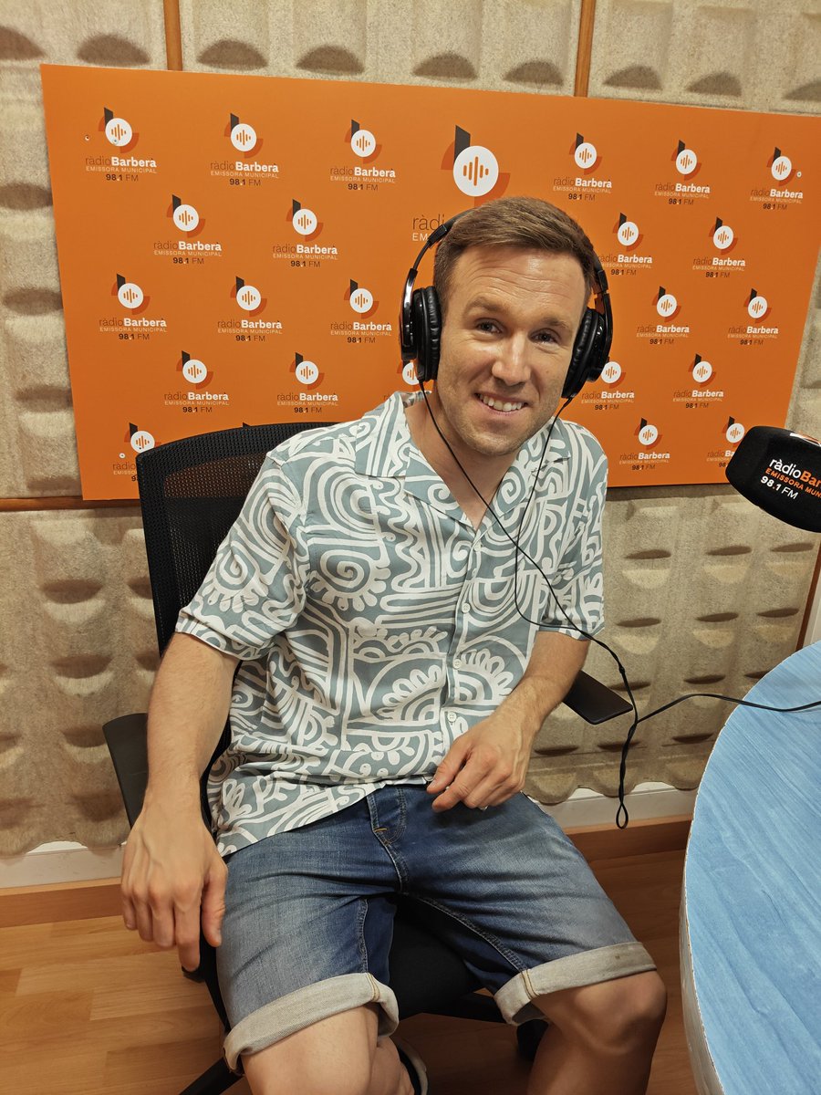 ▶️Aquest matí ens ha visitat l'escriptor <a href="/ArturoPadilla_/">Arturo Padilla</a> , hem descobert un nou emprenedor amb el <a href="/COSRAMON/">Ramon Cos Orobitg</a> i hem fet tertúlia ciutadana. ⬇️

radiobarbera.cat/programs/bon-d…