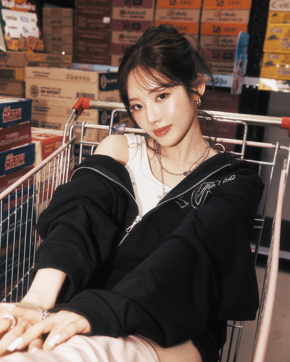 realfromis_9's tweet photo. fromis_9 (프로미스나인)
The 6th Mini Album [From Our 20’s]
2025.06.25 6PM (KST)

🛻 #Journey
#박지원 #PARKJIWON

#fromis_9 #프로미스나인
#From_Our_20s
#LIKE_YOU_BETTER https://t.co/GTCfhjzbwq