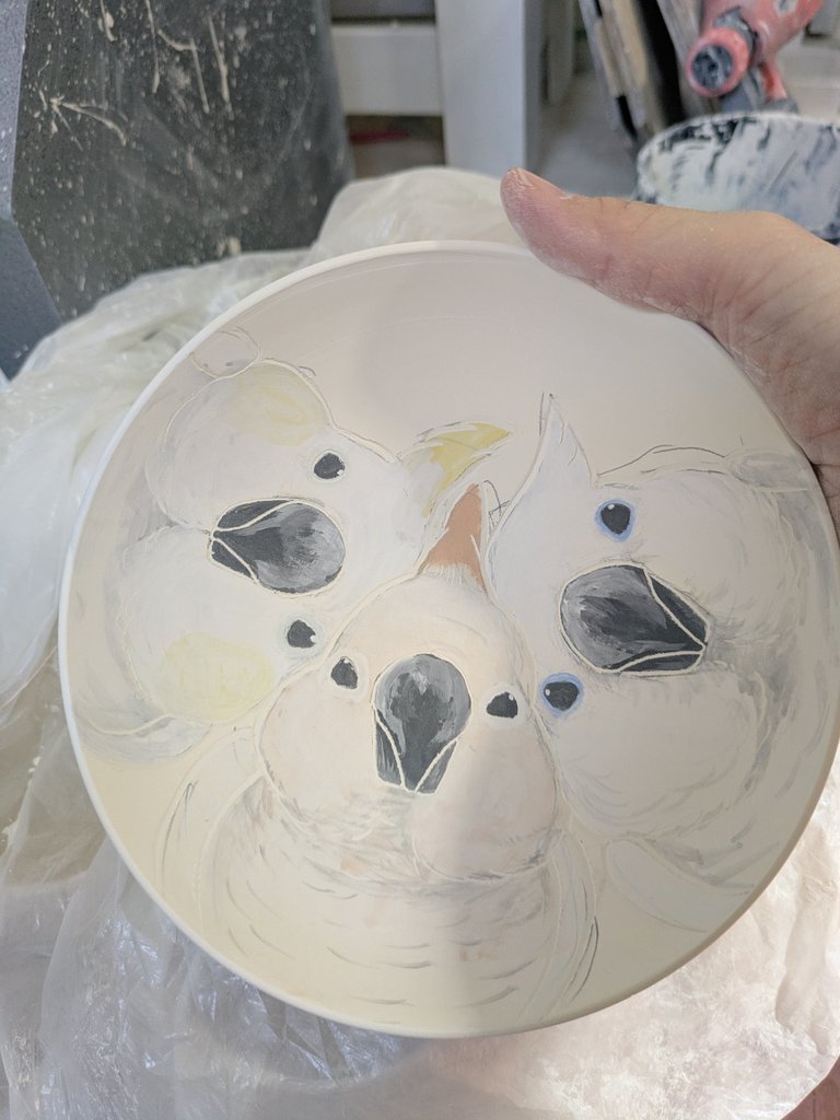 【鳥さんからの圧が強い器】に白色オウムさんチームが仲間入りします..!!🦜
去年、遊んでくれたタイハクさん可愛かったなぁぁ🤤♡いつか生ヘドバンがみたいです..!!
綺麗に焼き上がりますように🙏
#小鳥ガーデン