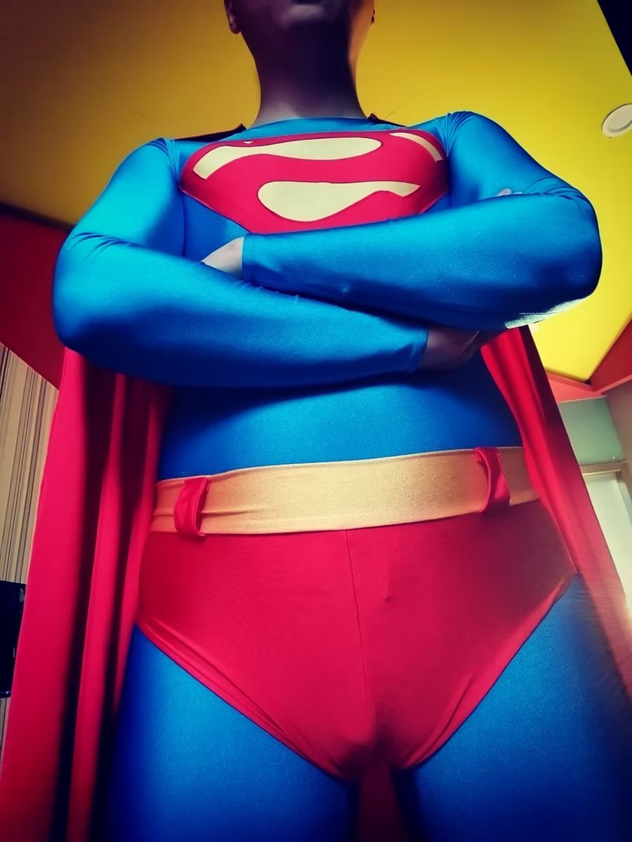 特殊的雨季。
变身和洗澡都要。