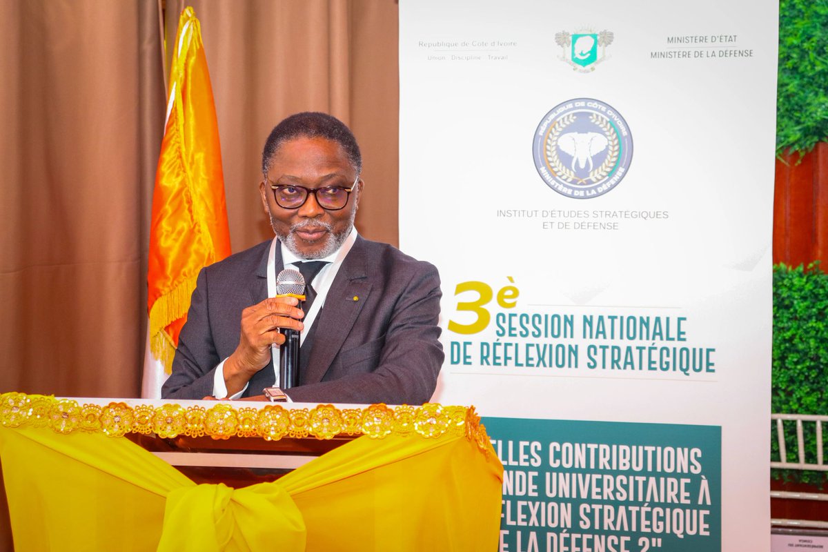 #SEPCIMACTUS 
"La #CIV est désormais capable de couvrir l'ensemble de son espace maritime de 200 km² soit les 2/3 de sa superficie terrestre" : (<a href="/AbroulayeF/">Abroulaye Fofana</a> )

Lire l'intégralité de l'interview :urlr.me/Rtq6w5 

#Sécurité #Sûreté #maritime #civ