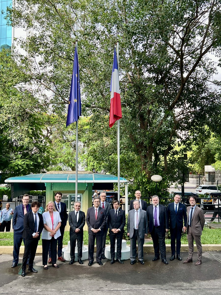 Consulate general of France in Mumbai (@francebombay) on Twitter photo Pleased to host in Mumbai the regional meeting of French ambassadors posted in South Asia, and welcome our colleagues from 🇧🇩 🇮🇳 🇳🇵 🇵🇰 🇱🇰 as well as <a href="/BenoitGuidee/">Benoit Guidée</a>, Director - Asia & Oceania <a href="/francediplo_EN/">France Diplomacy 🇫🇷🇪🇺</a>.
Thought-provoking talks to strengthen France’s presence in the region. Pleased to host in Mumbai the regional meeting of French ambassadors posted in South Asia, and welcome our colleagues from 🇧🇩 🇮🇳 🇳🇵 🇵🇰 🇱🇰 as well as <a href="/BenoitGuidee/">Benoit Guidée</a>, Director - Asia & Oceania <a href="/francediplo_EN/">France Diplomacy 🇫🇷🇪🇺</a>.
Thought-provoking talks to strengthen France’s presence in the region.