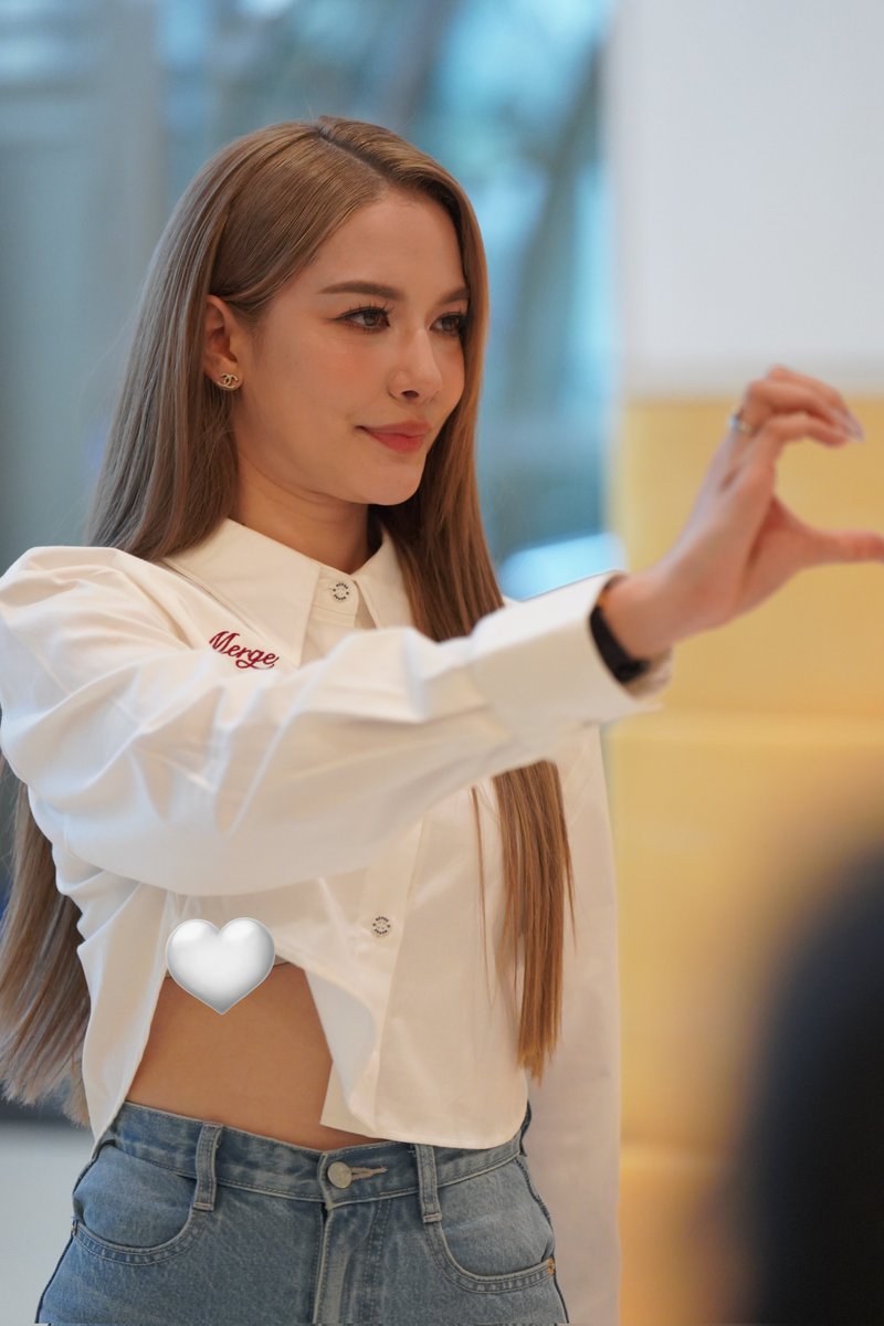 BookTYT's tweet photo. ฝากรูปน้องมนต์มีนา 🥰
คืนนี้สองทุ่มครึ่ง
สายรักสายเลือดตอนจบ
ปมทุกปมกำลังจะคลี่คลาย
GINA AT PR GOS FINAL
#PRGOSFINALxGINA https://t.co/KJ6NlxnNyg