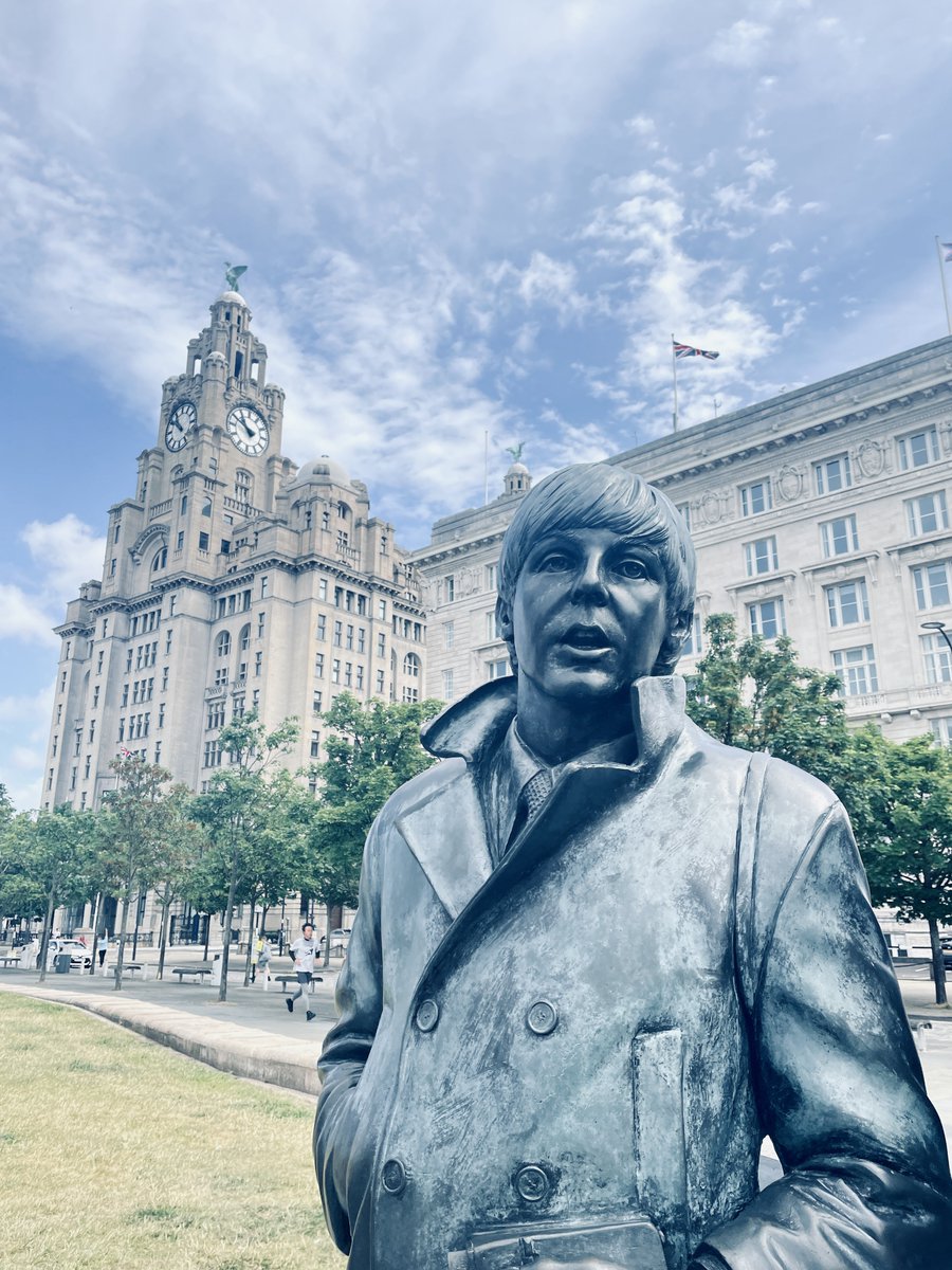 They say it's your birthday....🎉

Happy Birthday Sir Paul McCartney!