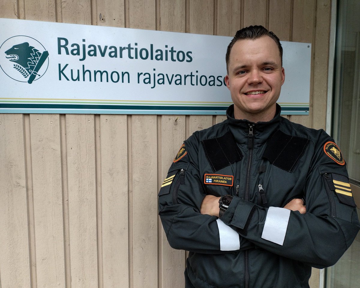 KainuunRaja's tweet image. Kuhmon rajavartioaseman päällikkö vaihtui kesäkuun alussa. Uutena päällikkönä aloitti kapteeni Pauli Piirainen.
#Kuhmo #rajavartioasema